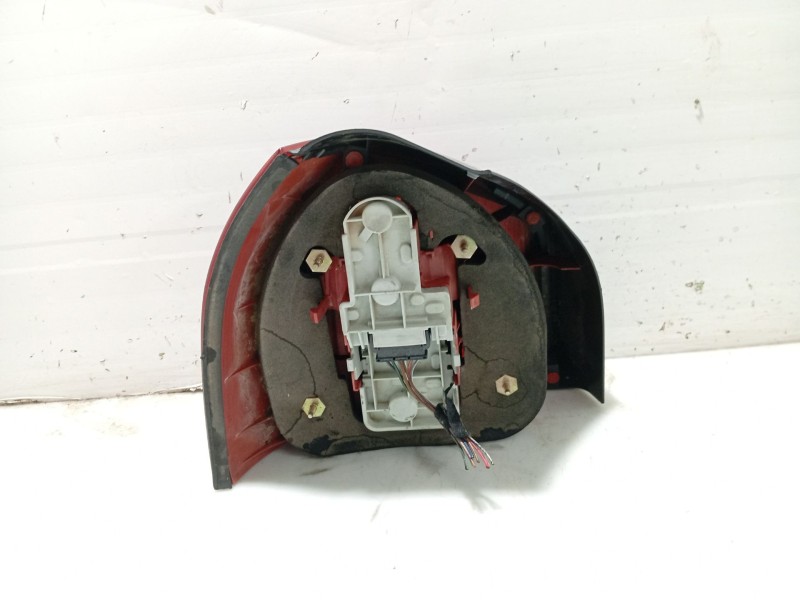 Recambio de piloto trasero derecho para audi a3 (8l) 1.9 tdi referencia OEM IAM   