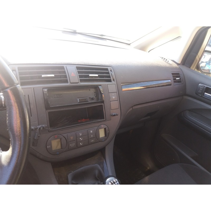 ford focus c-max (cap) 2.0 tdci cat   |   0.03 - ... | 2003 | 136 cv / 100 kw del año 2003