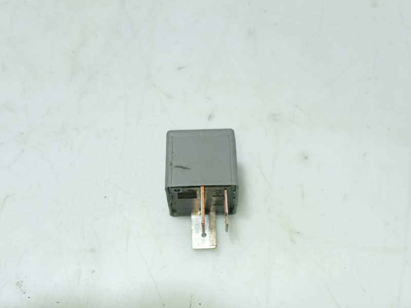 Recambio de rele para audi a3 (8l) 1.9 tdi referencia OEM IAM   
