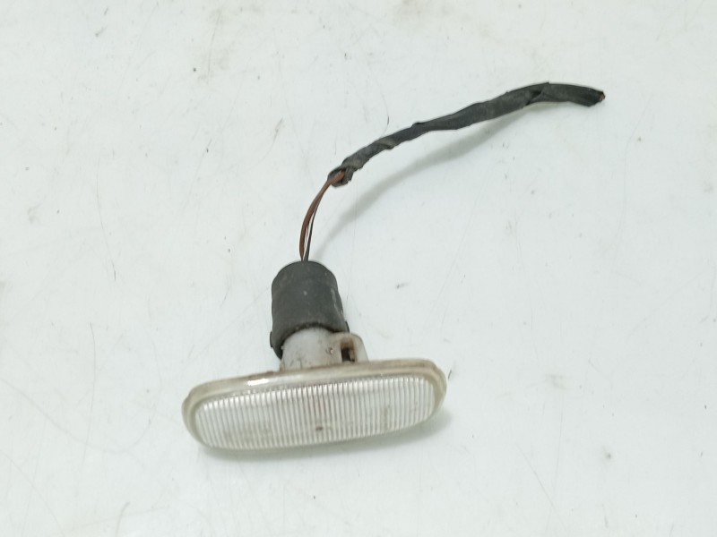 Recambio de piloto lateral derecho para audi a3 (8l) 1.9 tdi referencia OEM IAM   