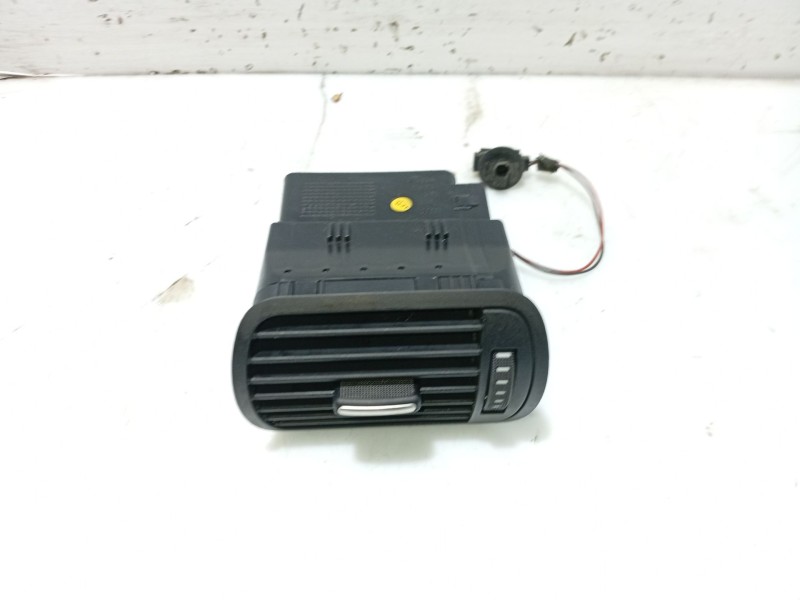 Recambio de rejilla aireadora para audi a3 (8l) 1.9 tdi referencia OEM IAM   