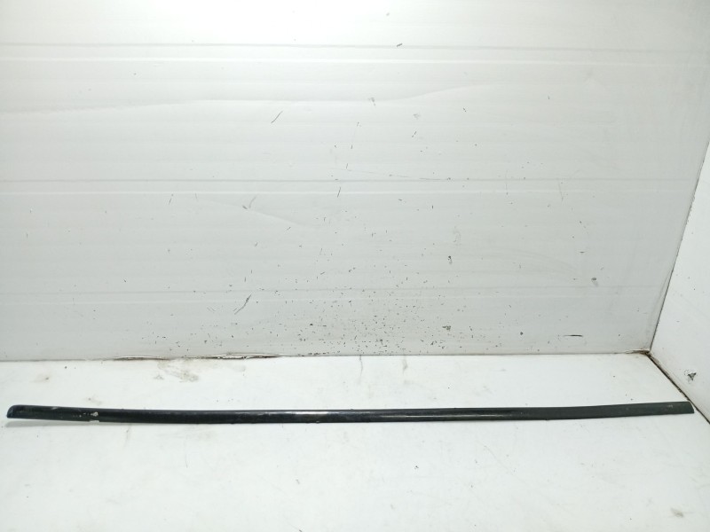 Recambio de moldura puerta delantera derecha para audi a3 (8l) 1.9 tdi referencia OEM IAM   