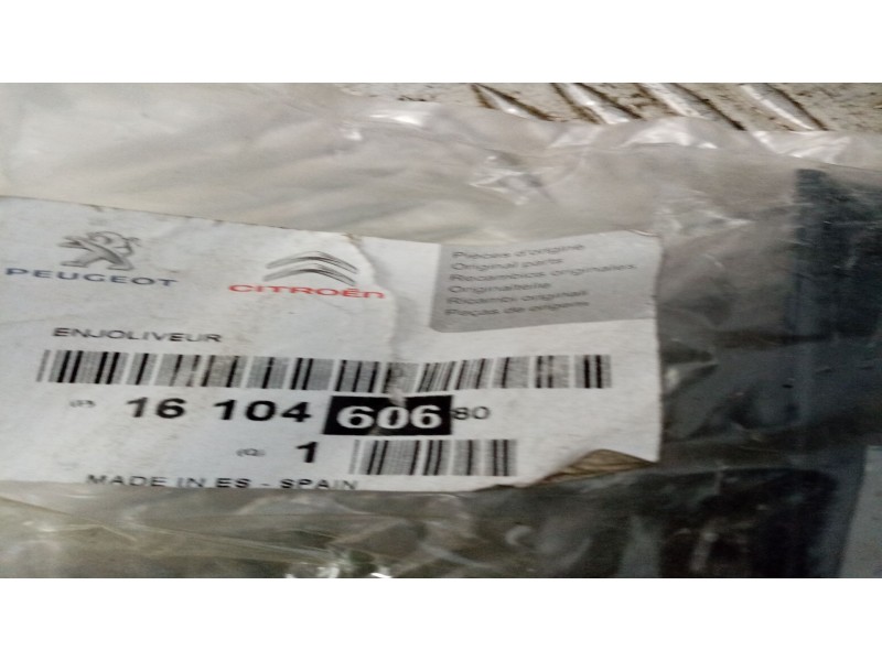Recambio de embellecedor de espejo para  referencia OEM IAM 1610460680   Recambio de embellecedor de espejo para  referencia OEM IAM 1610460680