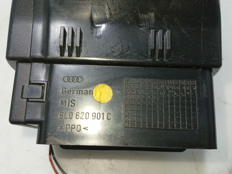 Recambio de rejilla aireadora para audi a3 (8l) 1.9 tdi referencia OEM IAM   