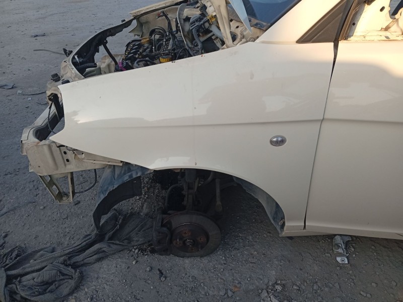 Recambio de aleta delantera izquierda para lancia ypsilon (843_) 1.2 (843.axb1a) referencia OEM IAM 71736271  