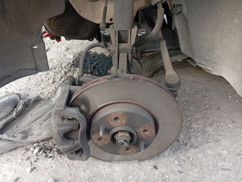 Recambio de mangueta delantera izquierda para lancia ypsilon (843_) 1.2 (843.axb1a) referencia OEM IAM 50702042  