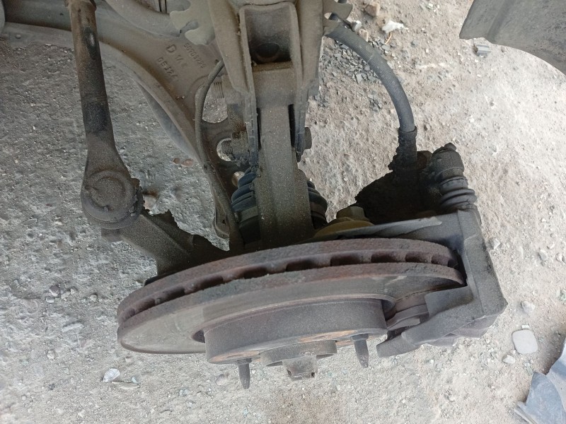 Recambio de mangueta delantera derecha para lancia ypsilon (843_) 1.2 (843.axb1a) referencia OEM IAM 50702043  