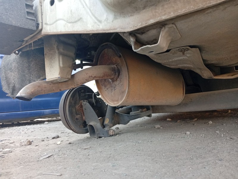 Recambio de tubo escape trasero para lancia ypsilon (843_) 1.2 (843.axb1a) referencia OEM IAM 55198767  