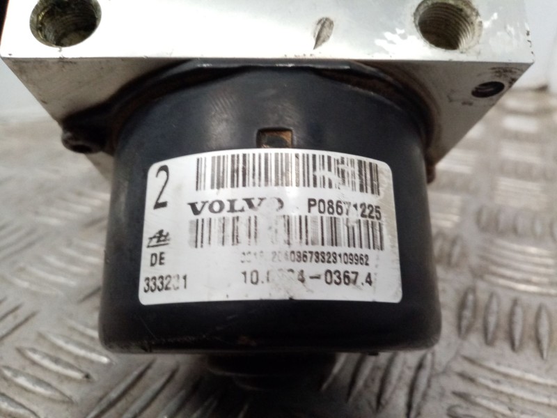Recambio de abs para volvo v70 familiar 2.4 d referencia OEM IAM 8671454 p08671225 5WK84002