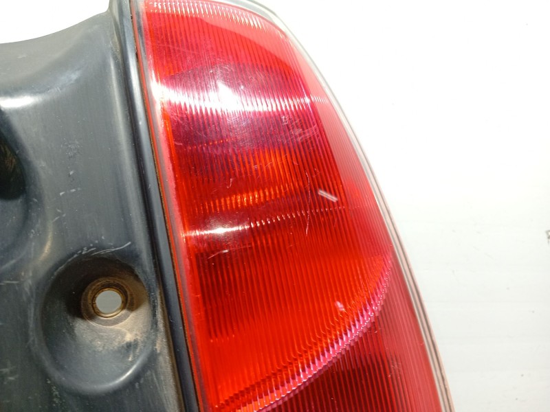 Recambio de piloto trasero derecho para lancia ypsilon (843_) 1.2 (843.axb1a) referencia OEM IAM 51753384  