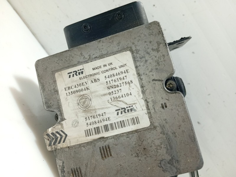 Recambio de abs para lancia ypsilon (843_) 1.2 (843.axb1a) referencia OEM IAM   