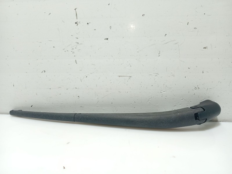 Recambio de brazo limpia trasero para lancia ypsilon (843_) 1.2 (843.axb1a) referencia OEM IAM 46826551  