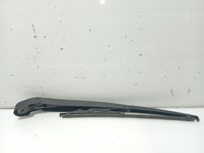 Recambio de brazo limpia trasero para lancia ypsilon (843_) 1.2 (843.axb1a) referencia OEM IAM 46826551  