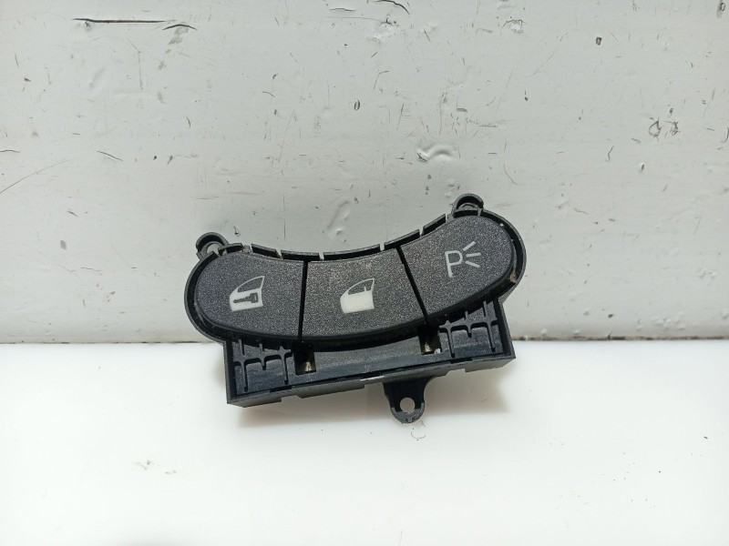 Recambio de mando volante para lancia ypsilon (843_) 1.2 (843.axb1a) referencia OEM IAM 735342538  