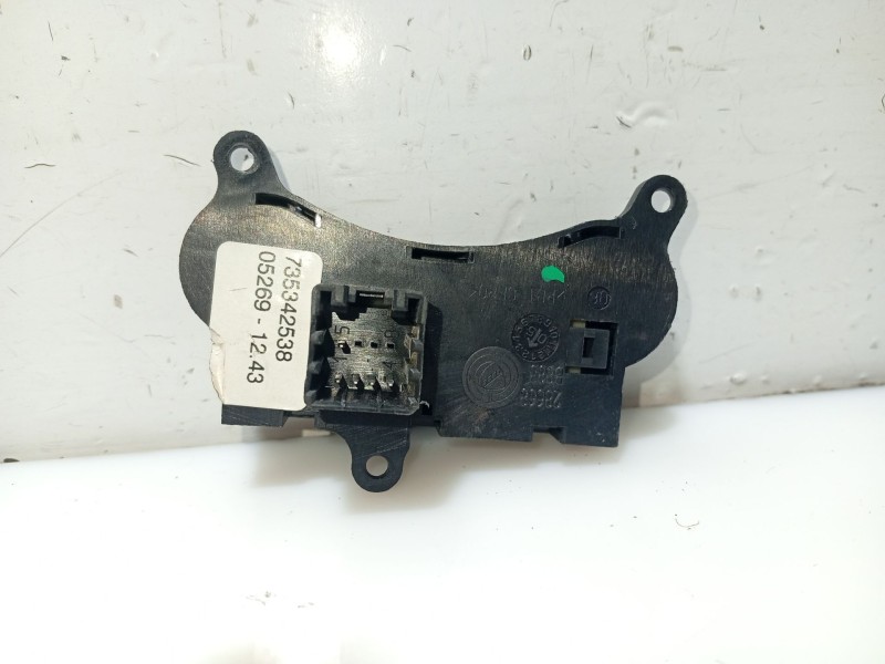 Recambio de mando volante para lancia ypsilon (843_) 1.2 (843.axb1a) referencia OEM IAM 735342538  