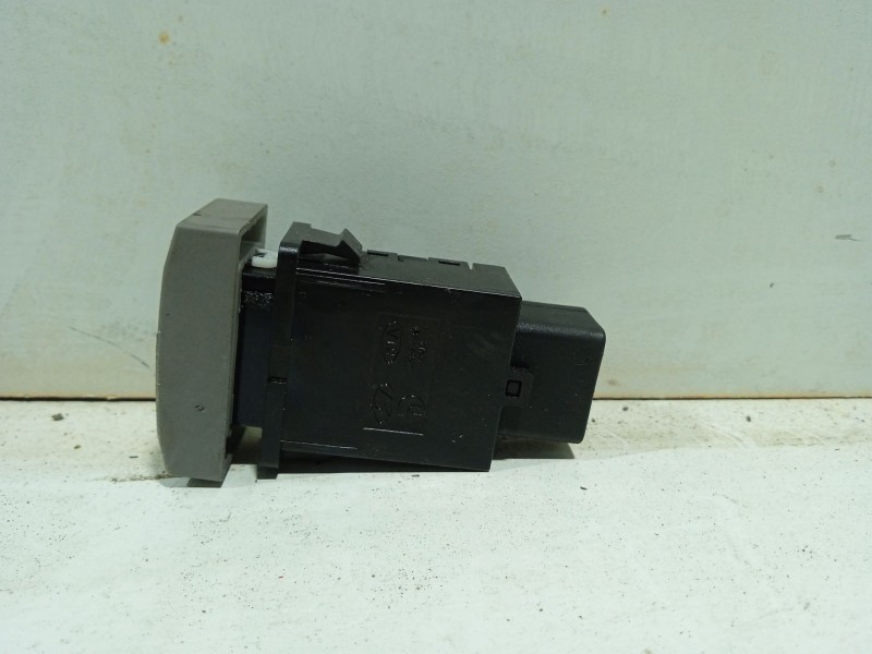 Recambio de interruptor para kia sorento i (jc) 2.5 crdi referencia OEM IAM IEO05797  