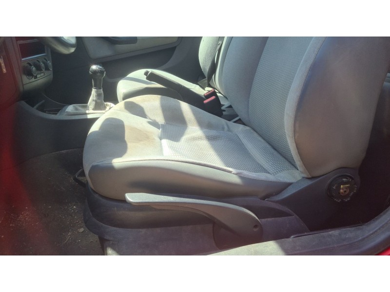 seat ibiza iii (6l1) del año 2003