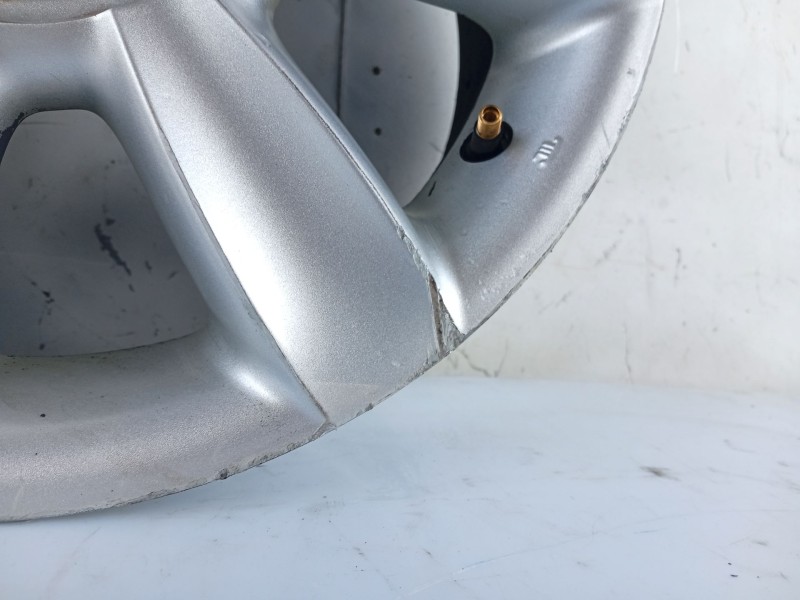 Recambio de llanta para lancia ypsilon (843_) 1.2 (843.axb1a) referencia OEM IAM 46834010 51748960 