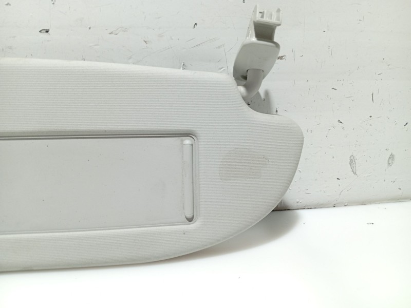 Recambio de parasol derecho para seat ibiza iv (6j5, 6p1) 1.2 tdi referencia OEM IAM 6J0857552C  