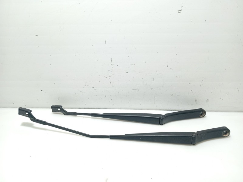 Recambio de brazo limpia delantero izquierdo para seat ibiza iv (6j5, 6p1) 1.2 tdi referencia OEM IAM 6J1955409 6J1955410 