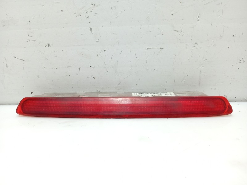 Recambio de piloto central de freno para seat ibiza iv (6j5, 6p1) 1.2 tdi referencia OEM IAM 6J0945097B 6J0945097C 89319361