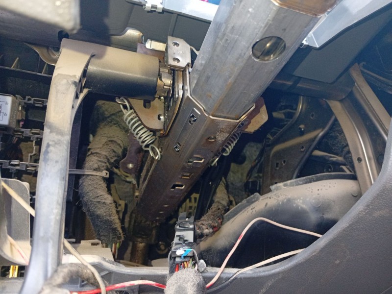 Recambio de columna direccion para seat ibiza iv (6j5, 6p1) 1.2 tdi referencia OEM IAM 6R1419501DS  