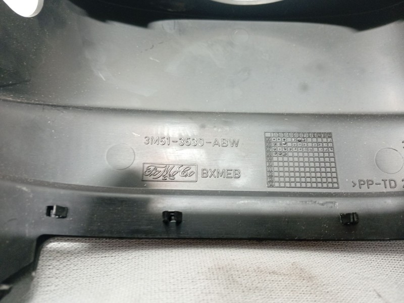 Recambio de moldura para ford mondeo iv sedán (ba7) 2.0 tdci referencia OEM IAM 3M513530ABW  