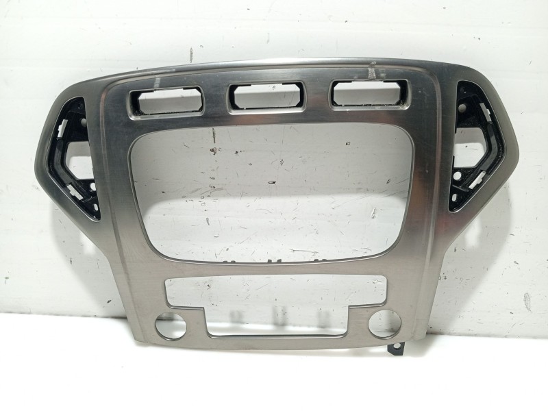 Recambio de moldura para ford mondeo iv sedán (ba7) 2.0 tdci referencia OEM IAM 7S7118522  