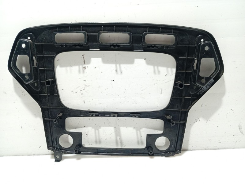 Recambio de moldura para ford mondeo iv sedán (ba7) 2.0 tdci referencia OEM IAM 7S7118522  