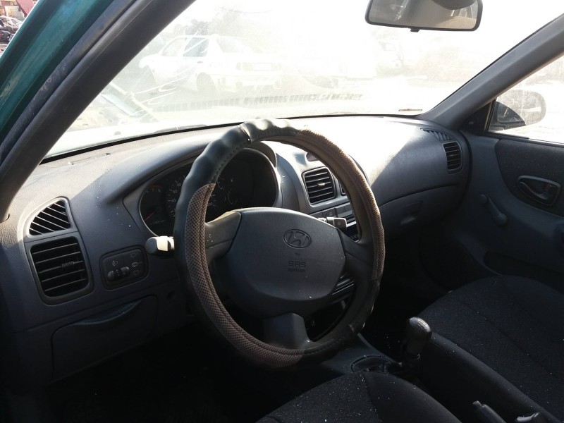 hyundai accent (lc) 1.3 cat   |   0.00 - ... | 2000 | 84 cv / 62 kw del año 2000