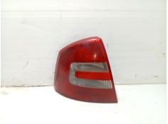 Recambio de piloto trasero izquierdo para skoda octavia berlina (1z3) referencia OEM IAM 1Z5945111A   2