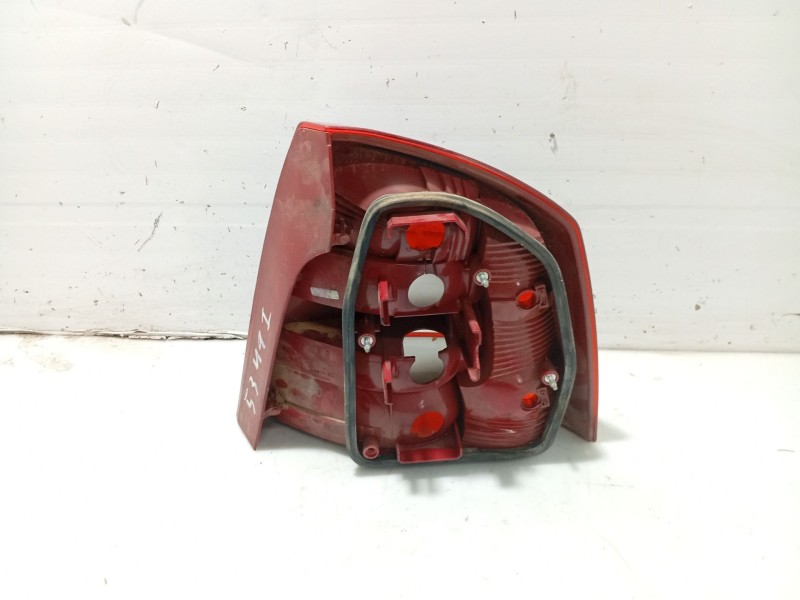 Recambio de piloto trasero izquierdo para skoda octavia berlina (1z3) referencia OEM IAM 1Z5945111A  