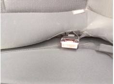 Recambio de enganche cinturon trasero derecho para renault grand scénic iii (jz0/1_) 1.9 dci referencia OEM IAM 24659R  