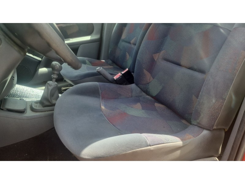 renault clio ii (bb_, cb_) del año 1999