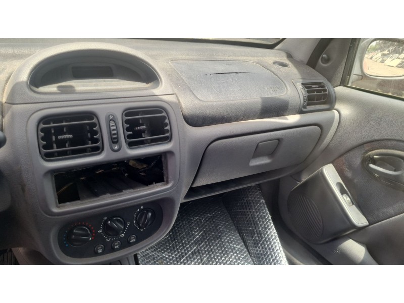 renault clio ii (bb_, cb_) del año 1999