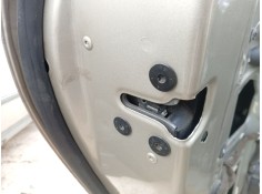 Recambio de cerradura puerta trasera izquierda para renault grand scénic iii (jz0/1_) 1.9 dci referencia OEM IAM 825030032R  