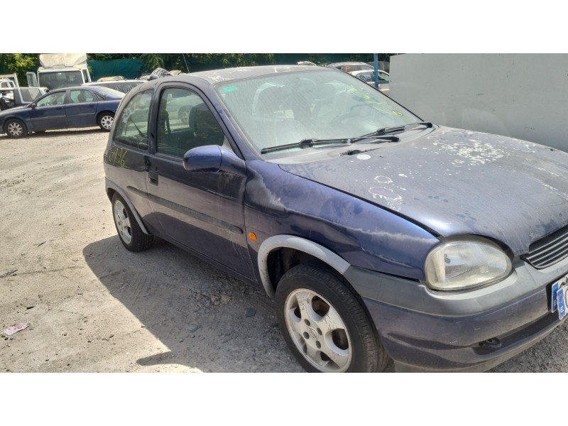 opel corsa b (s93) del año 2000