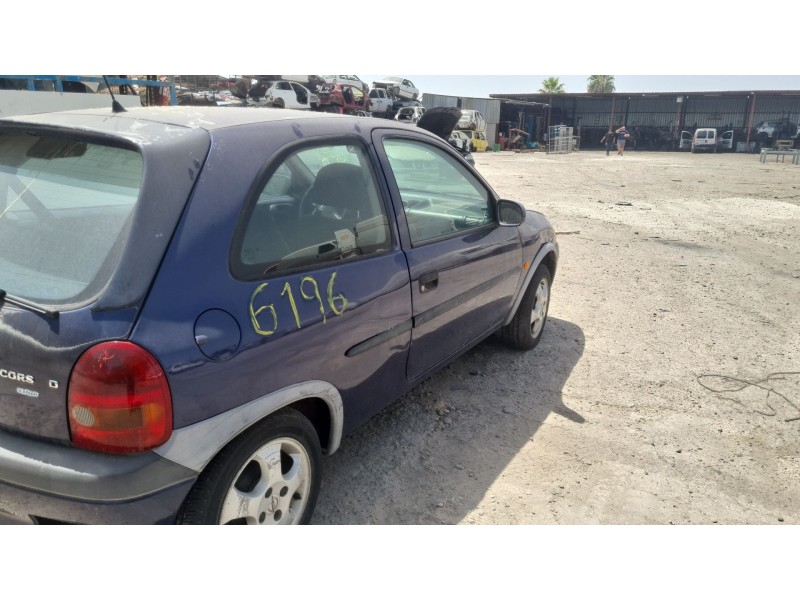 opel corsa b (s93) del año 2000