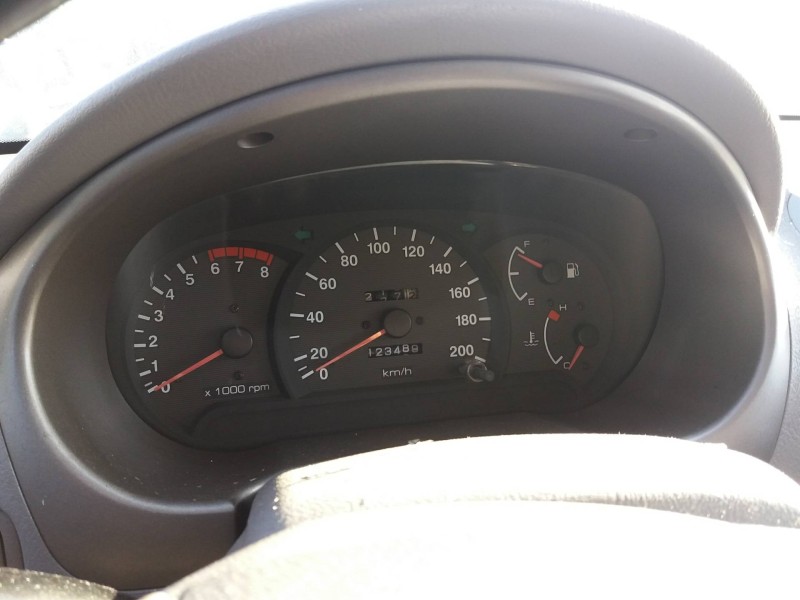 hyundai accent (lc) 1.3 cat   |   0.00 - ... | 2000 | 84 cv / 62 kw del año 2000