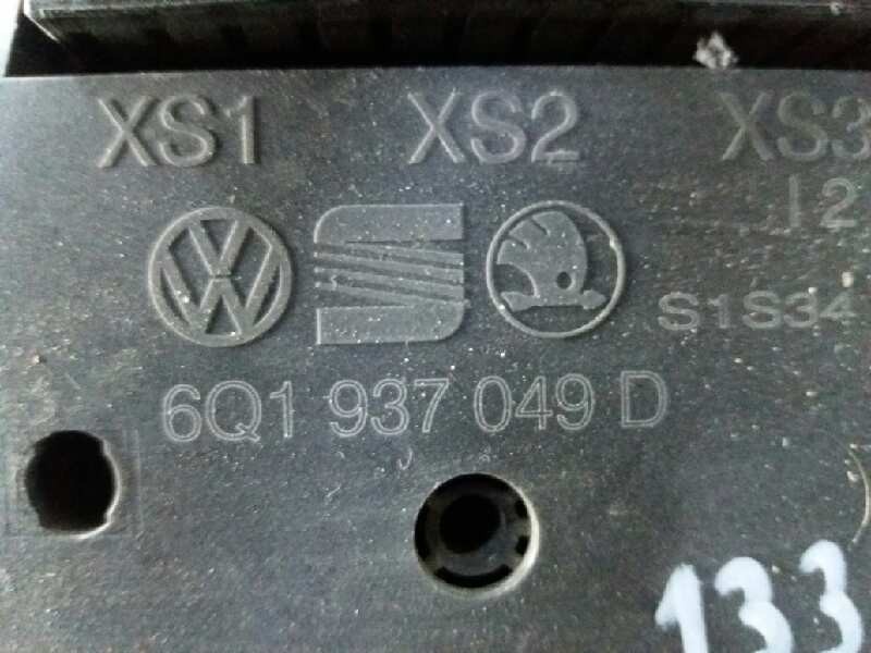 Recambio de caja reles / fusibles para skoda fabia (5j2 ) young   |   01.07 - 12.10 | 2007 - 2010 | 69 cv / 51 kw referencia OEM Recambio de caja reles / fusibles para skoda fabia (5j2 ) young   |   01.07 - 12.10 | 2007 - 2010 | 69 cv / 51 kw referencia OEM