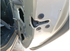 Recambio de cerradura puerta trasera derecha para renault grand scénic iii (jz0/1_) 1.9 dci referencia OEM IAM 825020033R  