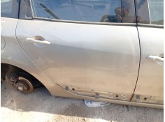 Recambio de puerta trasera derecha para renault grand scénic iii (jz0/1_) 1.9 dci referencia OEM IAM 821009283R   2