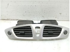 Recambio de aireador central para renault grand scénic iii (jz0/1_) 1.9 dci referencia OEM IAM 682600031R   2