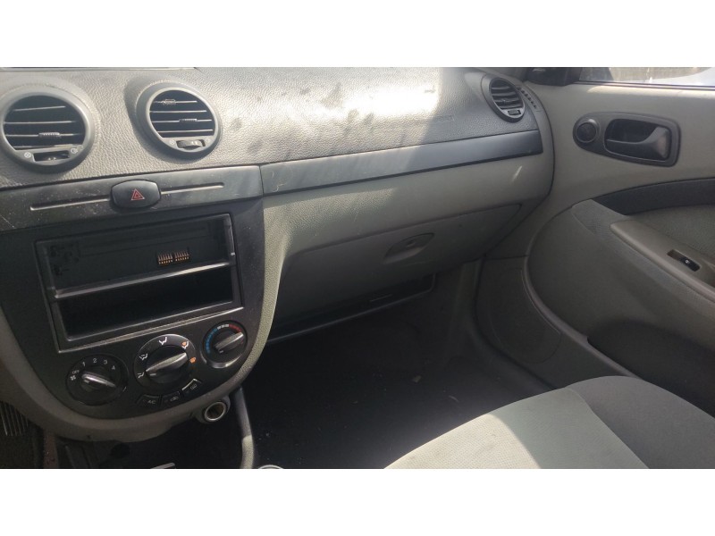 daewoo lacetti hatchback (klan) del año 2004