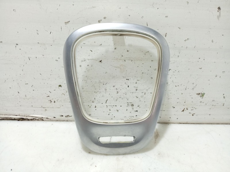 Recambio de moldura para renault grand scénic iii (jz0/1_) 1.9 dci referencia OEM IAM   