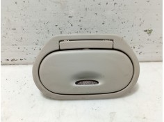 Recambio de moldura para renault grand scénic iii (jz0/1_) 1.9 dci referencia OEM IAM 8200105136  