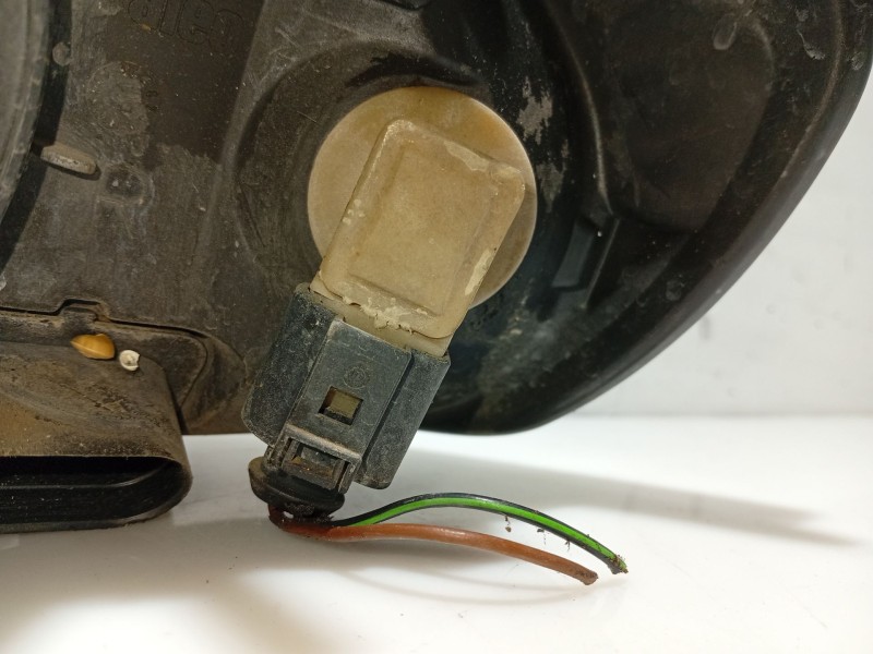 Recambio de faro derecho para seat ibiza ii (6k1) 1.9 tdi referencia OEM IAM 6K1941044A  