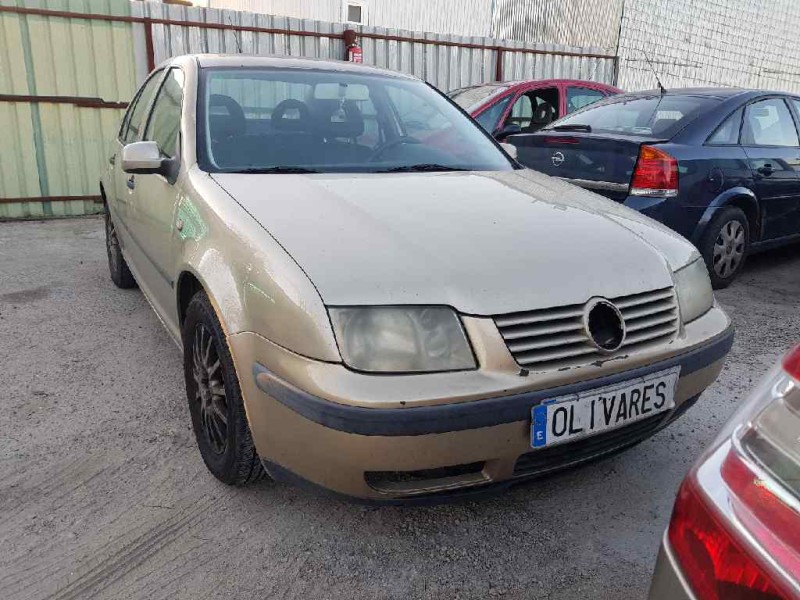 volkswagen bora berlina (1j2) conceptline   |   05.00 - 12.05 | 2000 - 2005 | 105 cv / 77 kw del año 2000