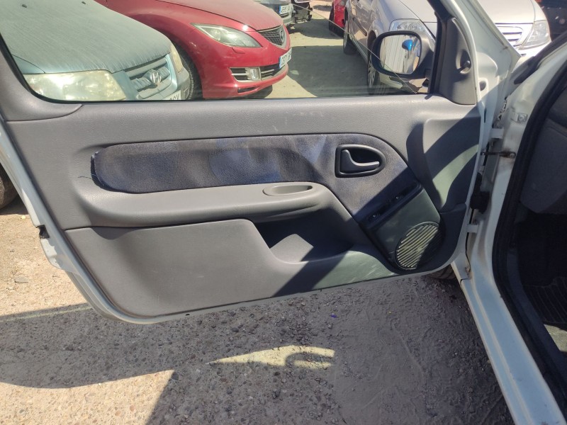 renault clio ii (bb_, cb_) del año 2000