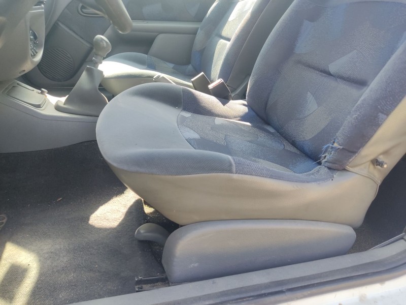 renault clio ii (bb_, cb_) del año 2000